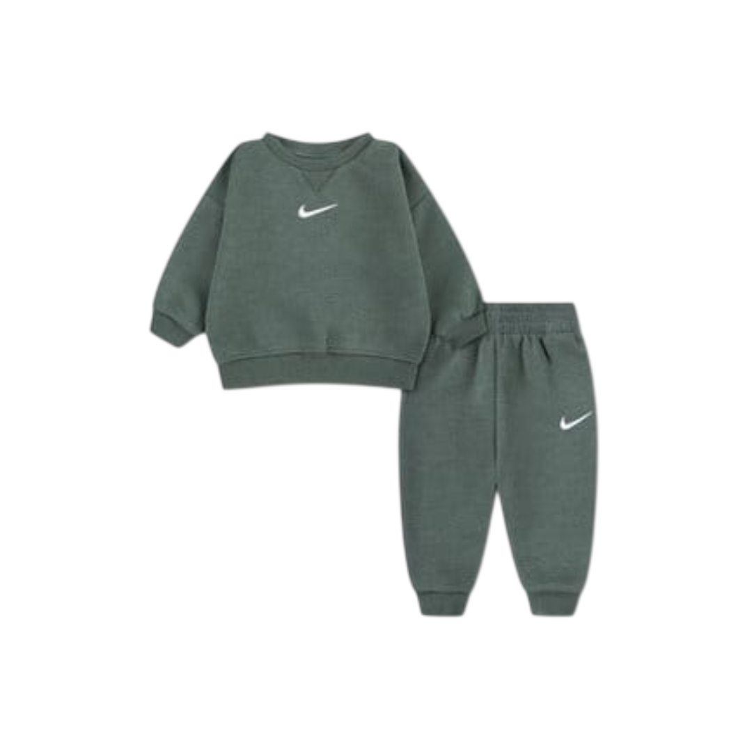 nkn essential fleece crew set
