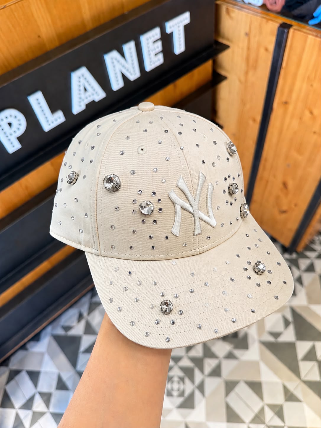 Cappello Geolier Swarowski
