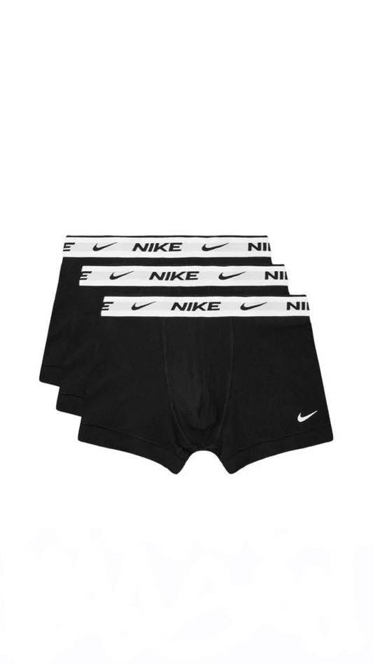 Nike Box neri e bianchi<BR/>