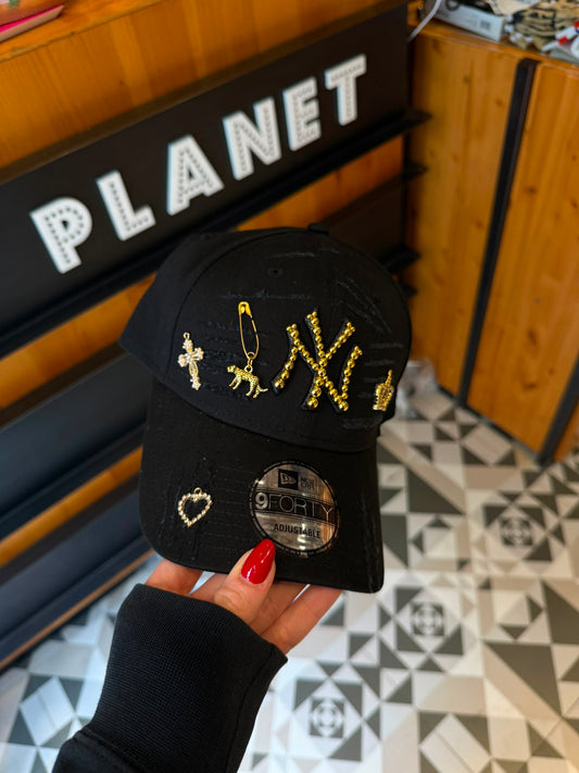 Cappello NY Charm