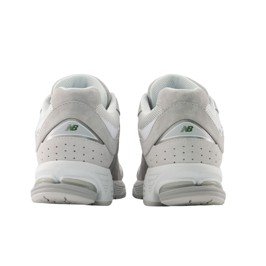 NEW BALANCE U2002RK
