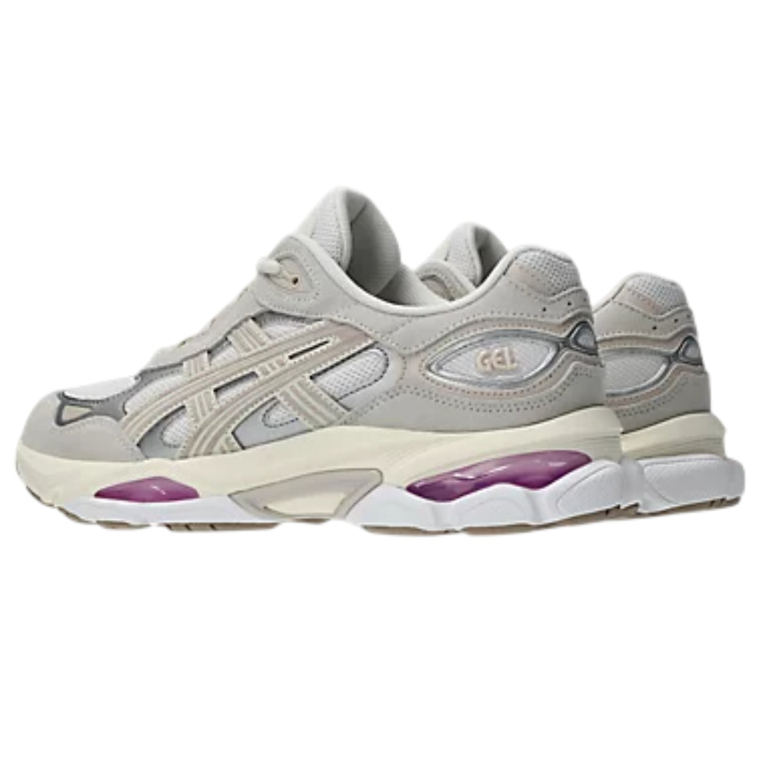 ASICS 1203A895101