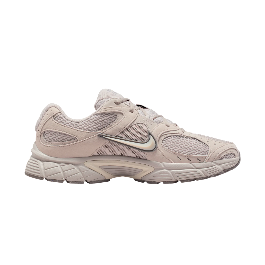Nike V5 RNR 