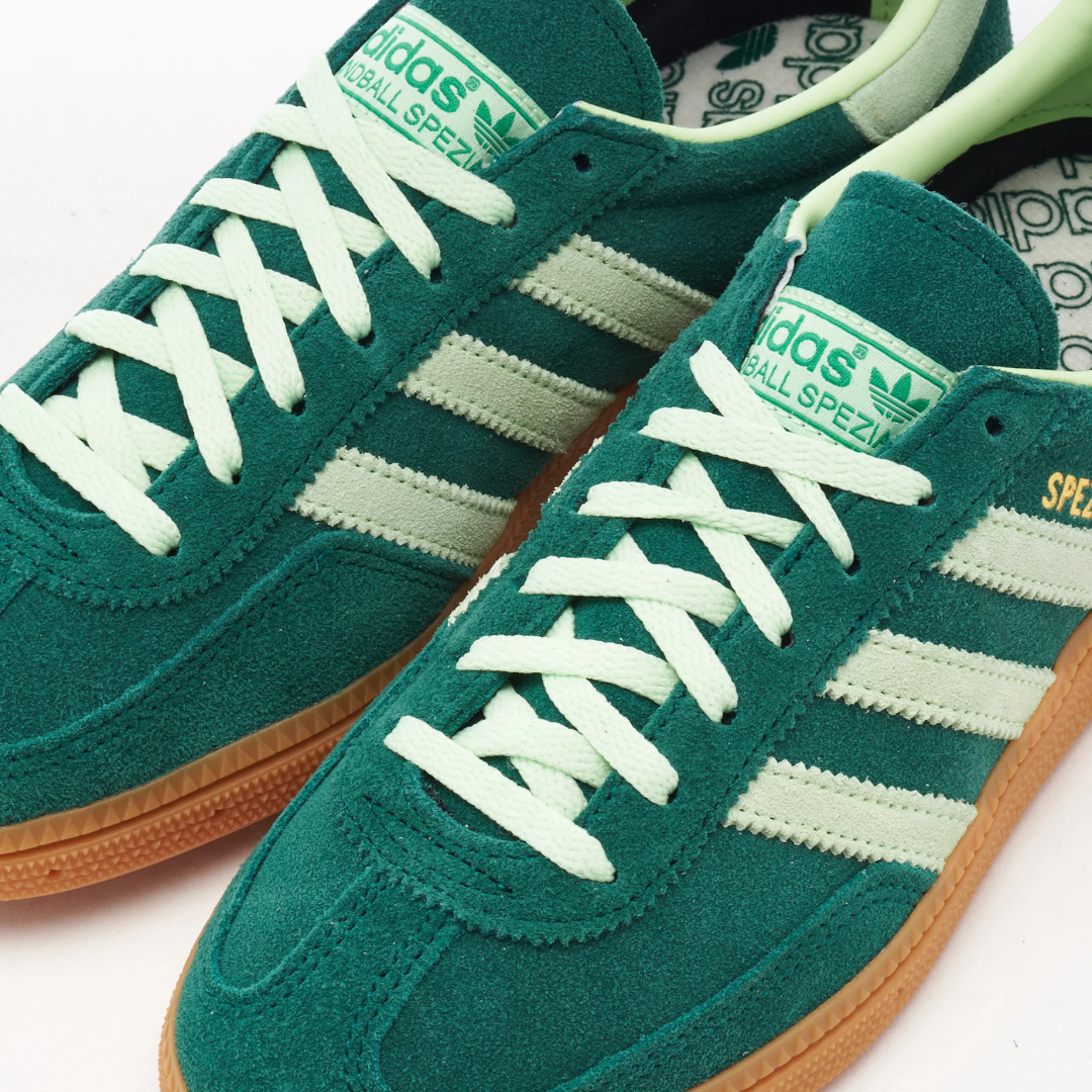 ADIDAS IE589696