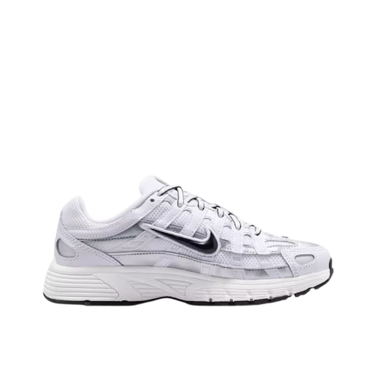 NIKE IU7568100